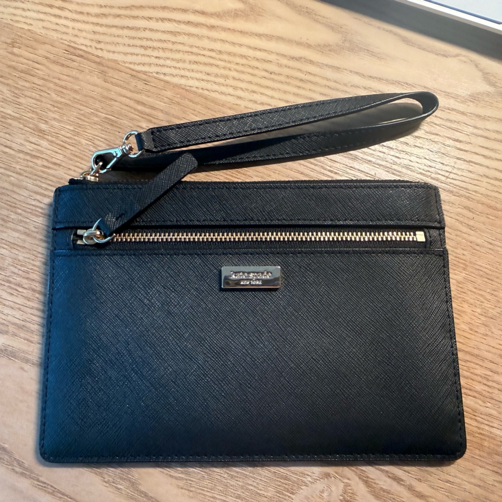 Kate Spade Tinie Laurel Way Black Leather Wristlet Wallet WLRU2677 - Picture 2 of 7